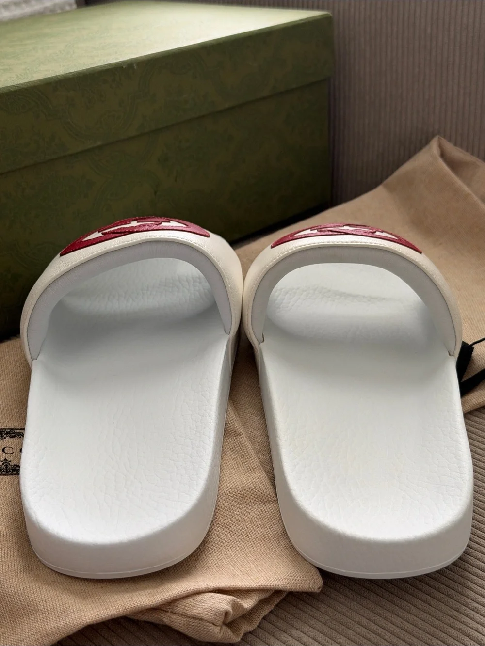 Gucci Men’s White Leather Slide Sandals with Red Interlocking G